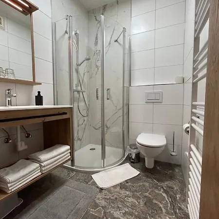 Zur Post 圣卡瑟林阿哈