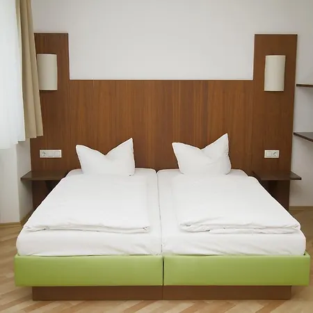 Zur Post 圣卡瑟林阿哈