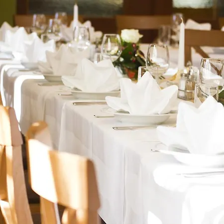 酒店 Zur Post 圣卡瑟林阿哈